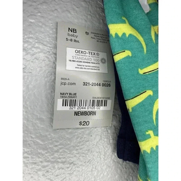 Two Piece Baby Boy Okie Dokie Newborn Crocodile Set - Picture 10 of 11